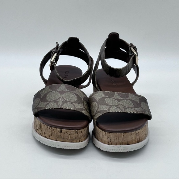 Coach Platform Sandals. Size 8. - Picture 12 of 12